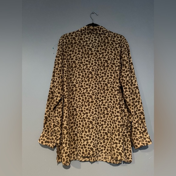 Liz Claiborne Brown Polka Dot Button Down Shirt - Picture 9 of 9